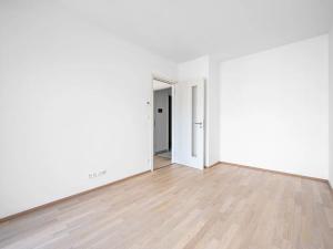 Pronájem bytu 2+kk, Praha - Libeň, Vojenova, 47 m2