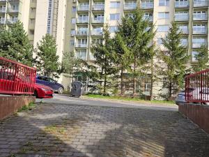 Pronájem garáže, Praha - Kunratice, Jana Růžičky, 17 m2