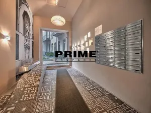 Pronájem kanceláře, Praha - Nové Město, Spálená, 164 m2