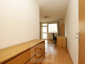 Prodej bytu 3+kk, Praha - Řepy, Skuteckého, 76 m2