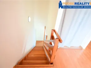 Pronájem rodinného domu, Králův Dvůr, Na Výsluní, 140 m2