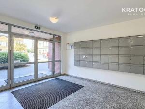 Pronájem bytu 3+1, Praha - Vinohrady, U Zvonařky, 121 m2
