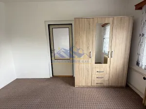 Prodej bytu 4+1, Osek, 140 m2