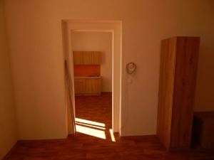 Pronájem bytu 2+kk, Úpice, Regnerova, 47 m2
