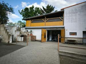 Prodej vícegeneračního domu, Sulejovice, 200 m2