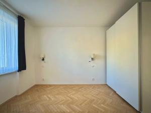Prodej bytu 2+1, Praha - Hloubětín, Poděbradská, 53 m2