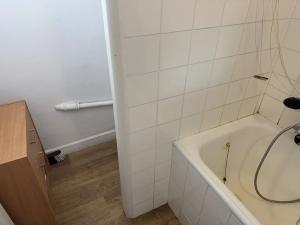 Prodej bytu 1+kk, Praha - Hostivař, Azalková, 24 m2