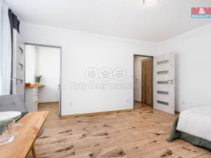 Pronájem bytu 1+kk, Hradec Králové - Slezské Předměstí, Třebechovická, 35 m2