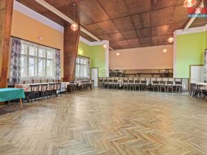 Prodej rodinného domu, Žlebské Chvalovice, 280 m2