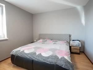 Prodej bytu 3+kk, Mikulov, Pod Strání, 65 m2