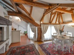 Pronájem bytu 3+kk, Praha - Nové Město, Truhlářská, 129 m2