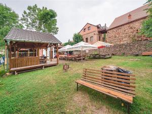 Prodej komerční, Plzeň - Božkov, Božkovské náměstí, 884 m2