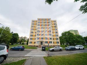 Pronájem bytu 3+1, Praha - Bohnice, Dolákova, 64 m2