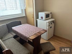 Pronájem bytu 2+1, Uherské Hradiště, Derflanská, 45 m2