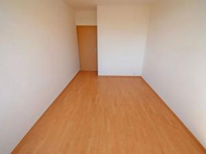 Pronájem bytu 2+kk, Praha - Řepy, Skuteckého, 57 m2
