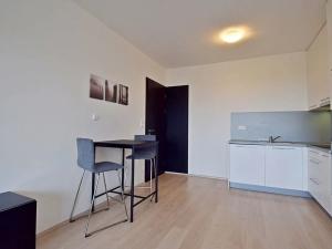 Pronájem bytu 2+kk, Praha - Hlubočepy, Hugo Haase, 54 m2