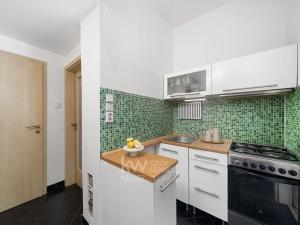 Prodej bytu 1+kk, Praha - Vršovice, Ukrajinská, 34 m2