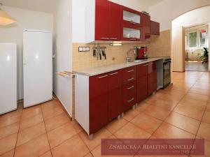 Prodej bytu 3+1, Roztoky, 82 m2