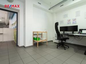 Pronájem ordinace, Praha - Nusle, Hradeckých, 83 m2