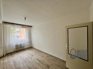 Pronájem bytu 2+1, Jablonec nad Nisou, Na Roli, 53 m2
