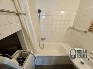 Pronájem bytu 2+1, Jablonec nad Nisou, Na Roli, 53 m2
