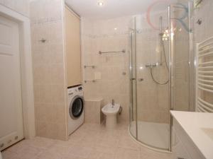 Pronájem bytu 2+kk, Plzeň - Jižní Předměstí, Klatovská třída, 66 m2