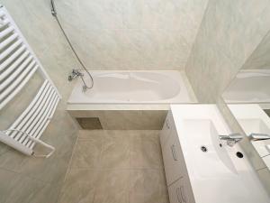 Prodej bytu 3+1, Praha - Modřany, Botevova, 74 m2