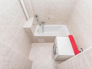 Pronájem bytu 2+kk, Praha - Karlín, Peckova, 52 m2