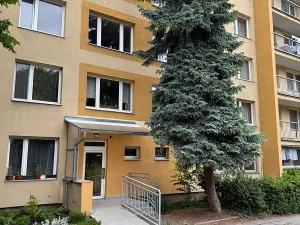 Prodej bytu 2+kk, Praha - Střížkov, K lipám, 42 m2