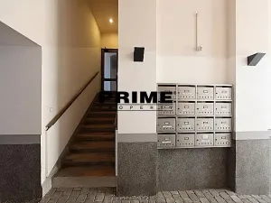 Pronájem bytu 2+kk, Praha - Vinohrady, Belgická, 34 m2