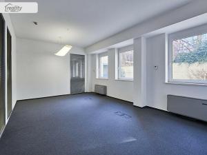 Pronájem kanceláře, Praha - Nové Město, Klimentská, 101 m2