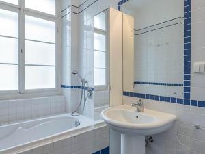 Pronájem bytu 3+1, Praha - Malá Strana, Sněmovní, 85 m2