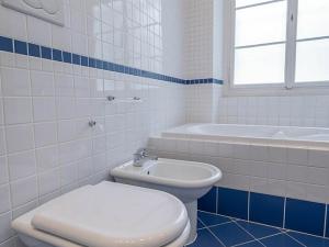 Pronájem bytu 3+1, Praha - Malá Strana, Sněmovní, 85 m2