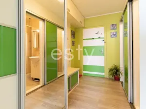 Pronájem bytu 2+kk, Praha - Čimice, Žalovská, 45 m2