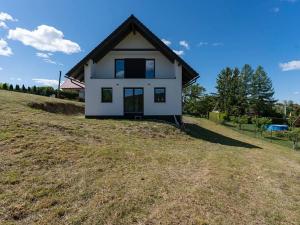 Prodej rodinného domu, Lužany, 150 m2