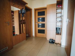 Pronájem bytu 2+kk, Praha - Vršovice, Pod stupni, 56 m2