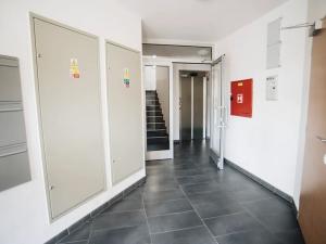 Pronájem bytu 2+kk, Praha - Vršovice, Pod stupni, 56 m2