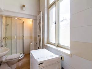 Pronájem bytu 2+1, Praha - Vinohrady, Bělehradská, 39 m2