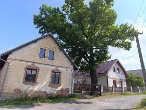 Prodej zemědělské usedlosti, Kožlany, 180 m2