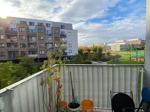 Pronájem bytu 1+kk, Praha - Střížkov, Zakšínská, 27 m2
