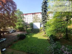 Pronájem bytu 1+kk, Praha - Vršovice, Vršovická, 36 m2