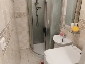 Pronájem bytu 2+kk, Praha - Záběhlice, Ostružinová, 50 m2