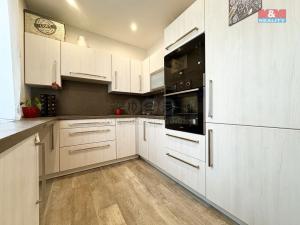 Prodej bytu 3+1, Velešín, Nad Cihelnou, 75 m2