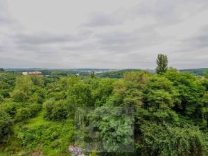Pronájem bytu 2+kk, Praha - Hrdlořezy, Učňovská, 49 m2