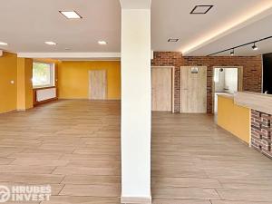 Pronájem obchodního prostoru, Chrudim, U Stadionu, 130 m2