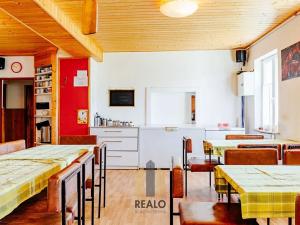 Pronájem komerční nemovitosti, Lažánky, 500 m2