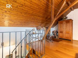 Prodej bytu 6+kk a větší, Bříství, 375 m2