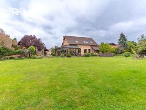 Prodej bytu 6+kk a větší, Bříství, 375 m2