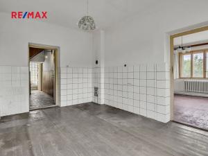 Prodej rodinného domu, Svatá, 265 m2