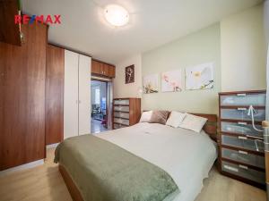 Prodej bytu 4+1, Praha - Hlubočepy, Gabinova, 90 m2